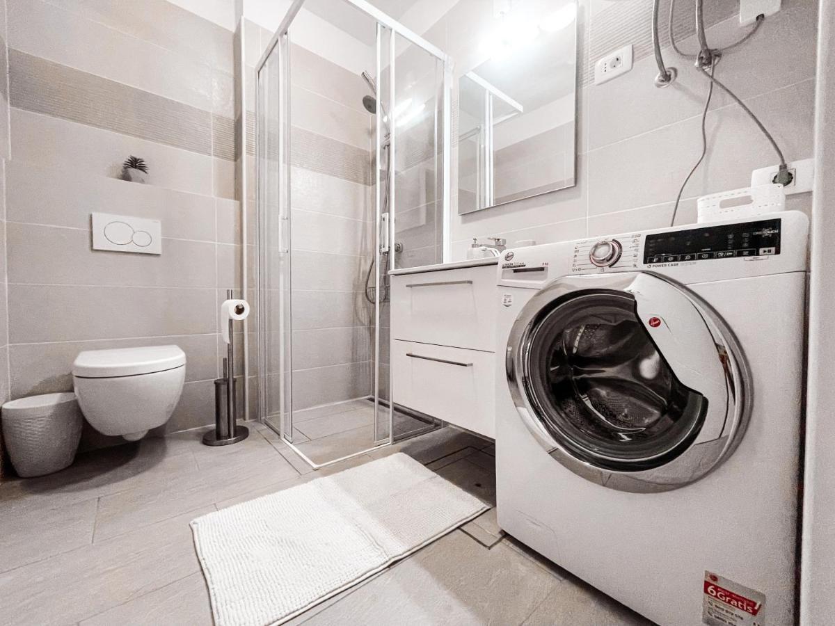 Riad Apartments Zgornje Skofije Bagian luar foto